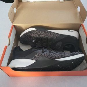 Women's Nike Tennis Shoes